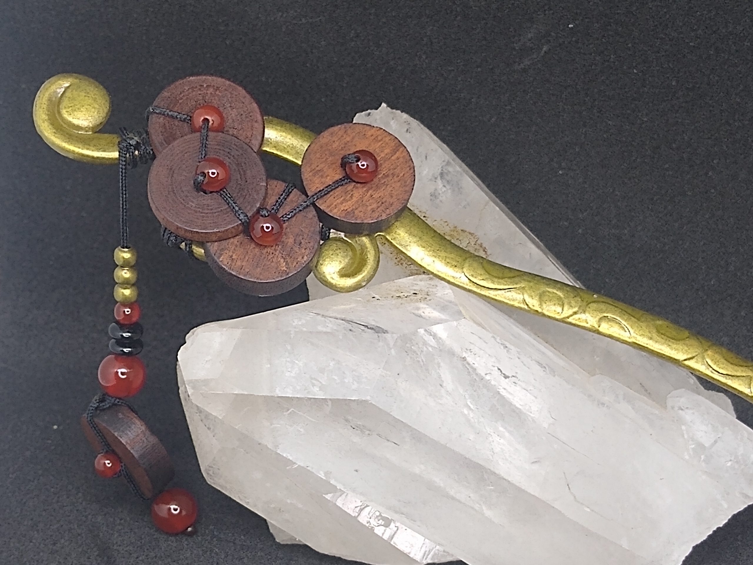 Horquilla con moneditas de madera - Imagen 2