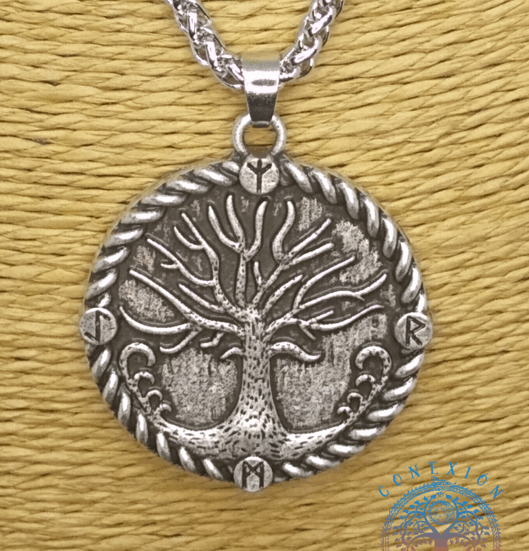 Collar Yggdrasil con 4 runas